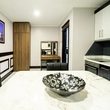 Nbn National Co Aparthotel *