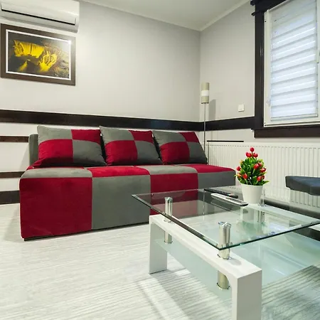 Nbn National Co Apart Otel Ivanjica